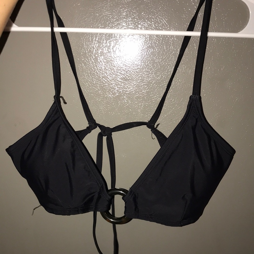 Black bikini top
